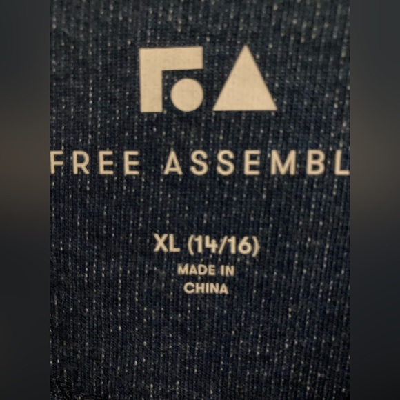 Free Assembly Terry Crewneck - Picture 3 of 7